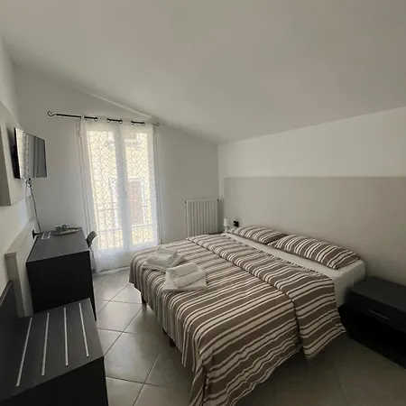 Hotel Gandolfo 3*