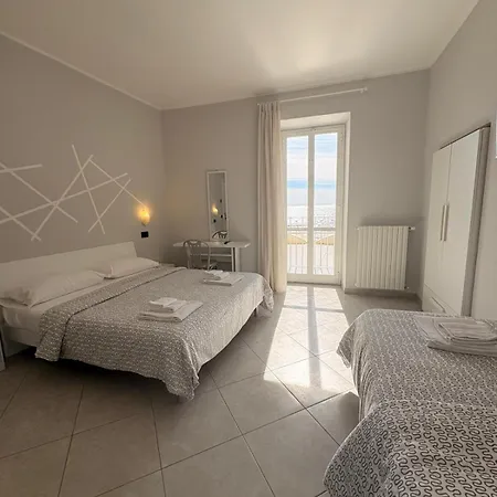 Hotel Gandolfo 3*