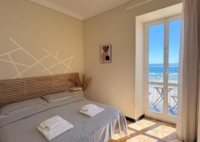 Gandolfo Otel